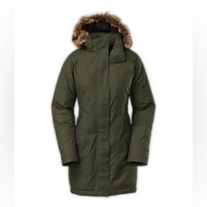 The North Face Women’s Down Parka in Forest Green